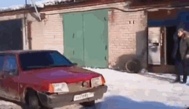 lada gif